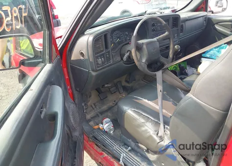 2000 Chevrolet Silverado 1500 z USA, uszkodzony, nr VIN 1GCEC14W0YZ292676